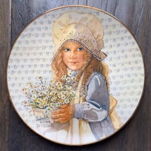 Porcelain Plate Daisies from Mary Beth c. 1979